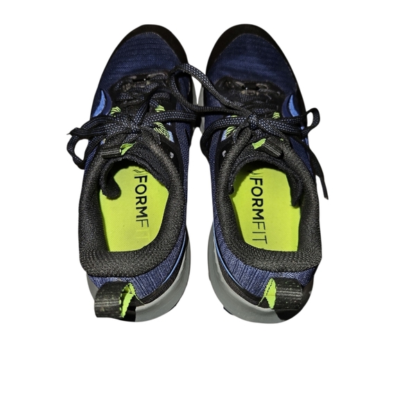 Saucony Black and Blue Athletic Trail Shoes Women's 8.5 - Picture 4 of 8